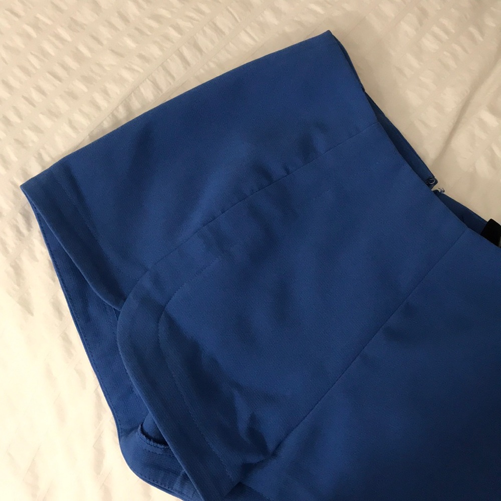 Blue short - Picture 2 of 3